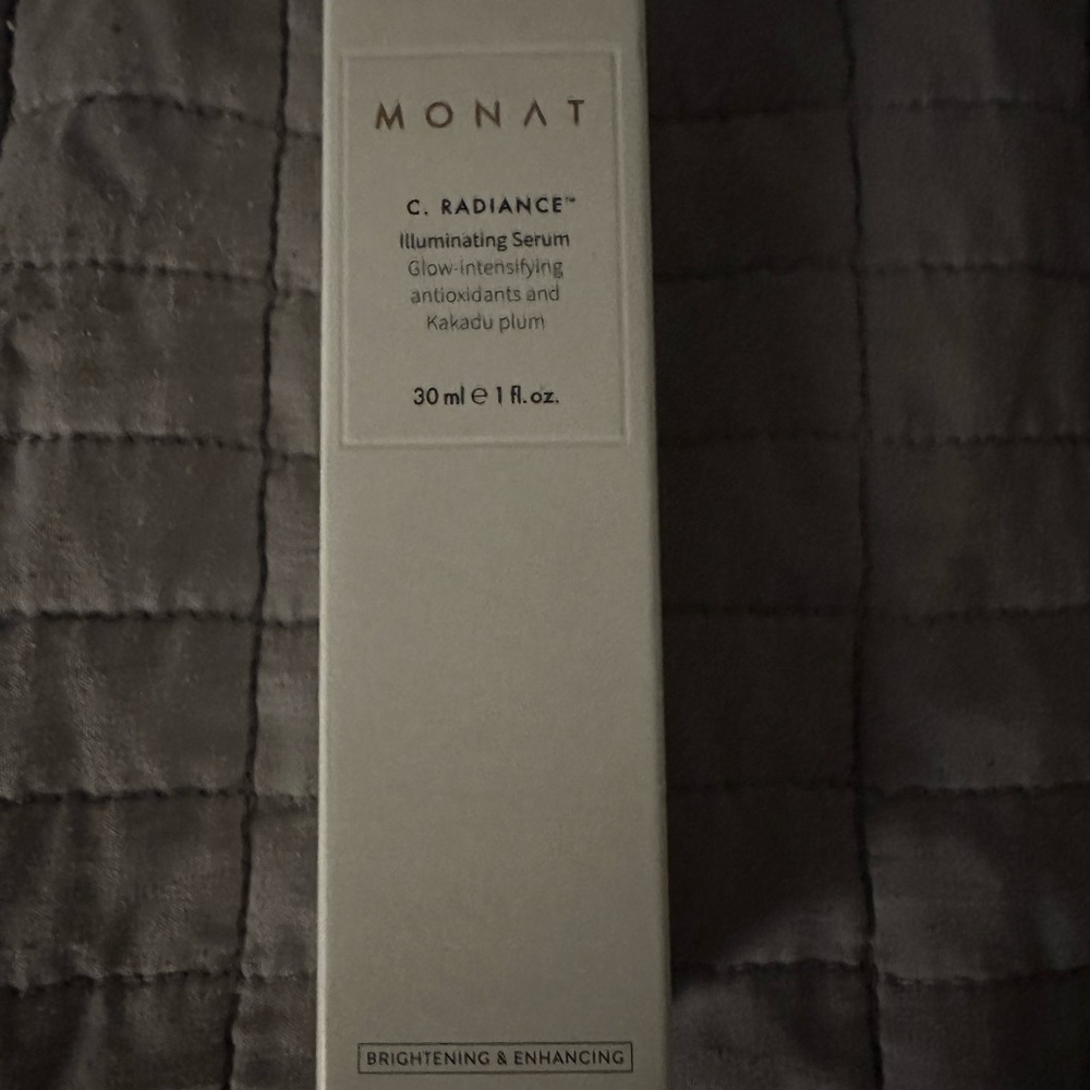 Monat C. Radiance Illuminating Serum